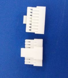 China Alambre de la vivienda de 8 Pin para subir al conector, conector impreso color blanco de la placa de circuito fábrica